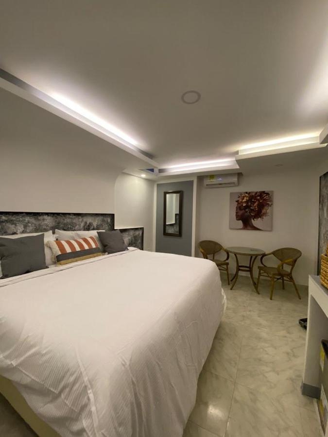 Art Gallery Guest house *