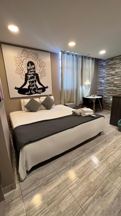 Bahia 79 Apartasuites Cerca Al Centro Aparthotel 3*