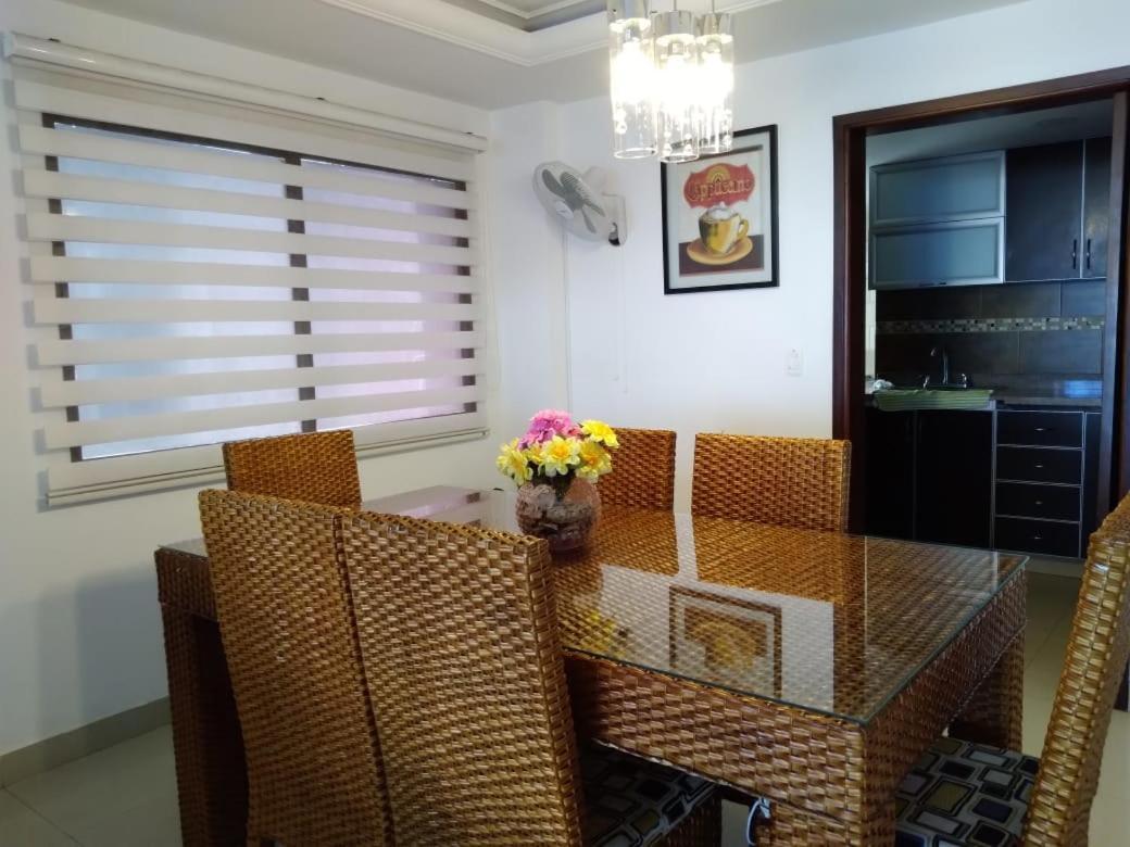 Apartment Duplex 803 Edificio Marina Del Rey, Laguito
