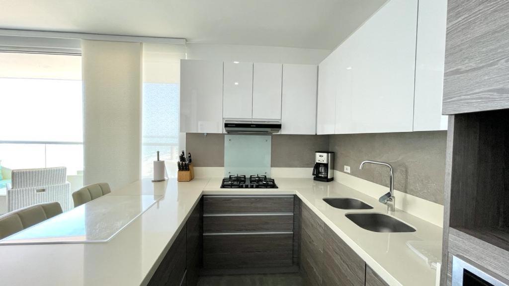 Ctgna 10 Personas 3 Playa Americas Morros Apartment