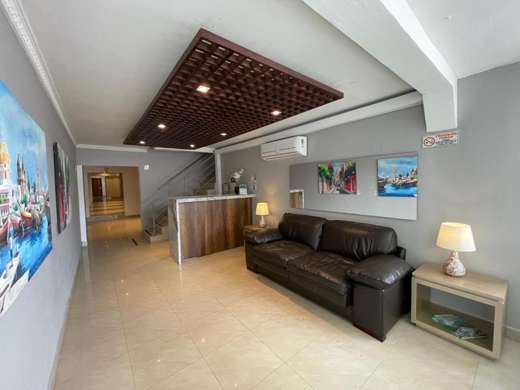 Amoek Hotel