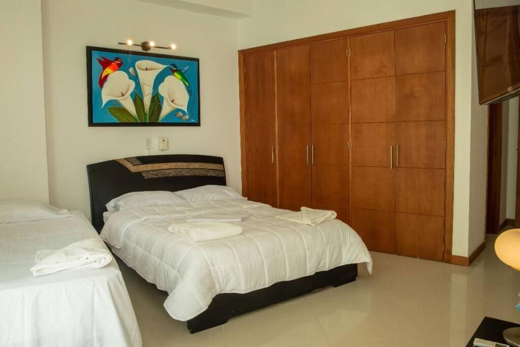 Luxury On The Sea Poseidon Ac/hot Watter Apartment *