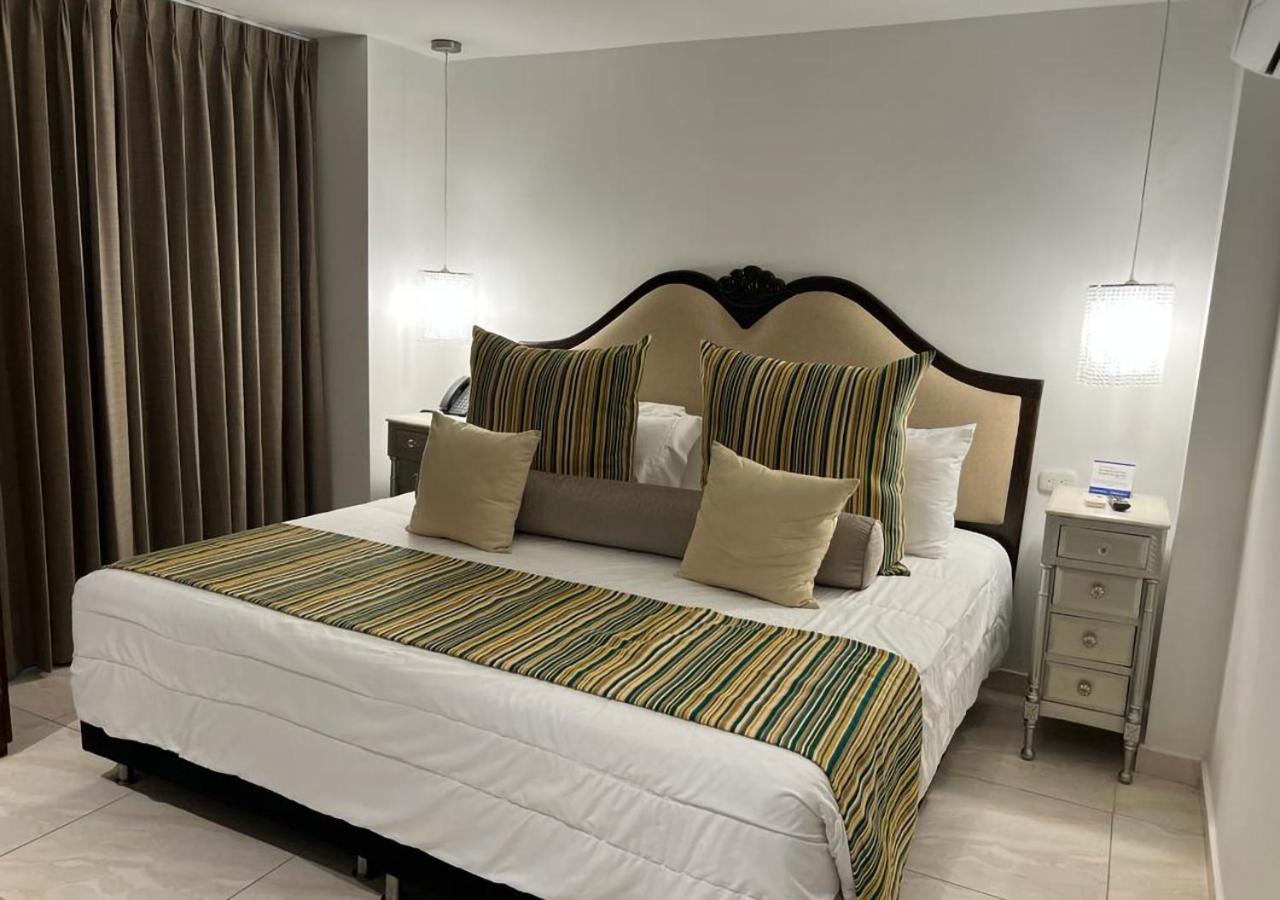 Hotel Dorado Plaza Calle Del Arsenal Cartagena