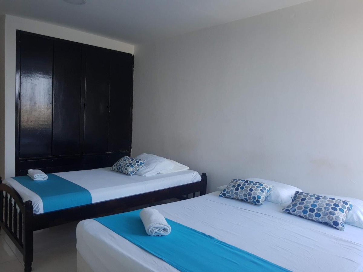 Edificio Conquistador Apartment *