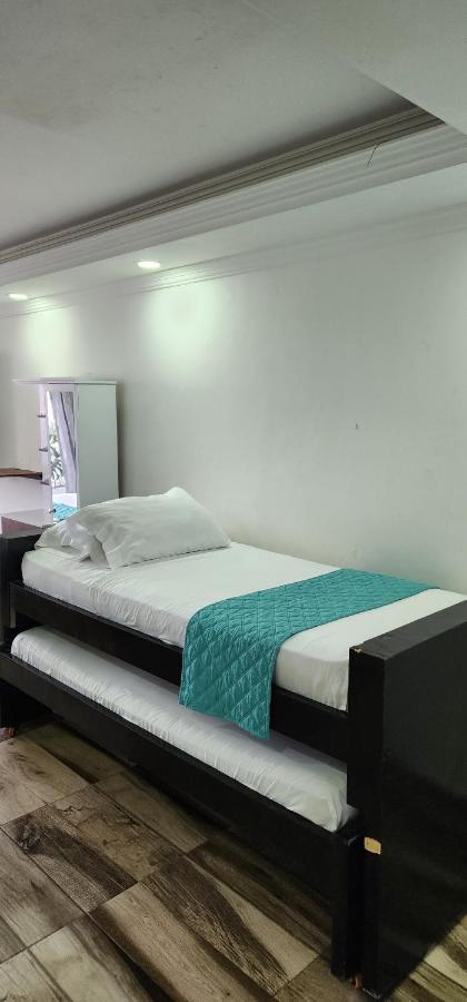 Apartment Estudio Low Cost Piso12 Frente A La Playa