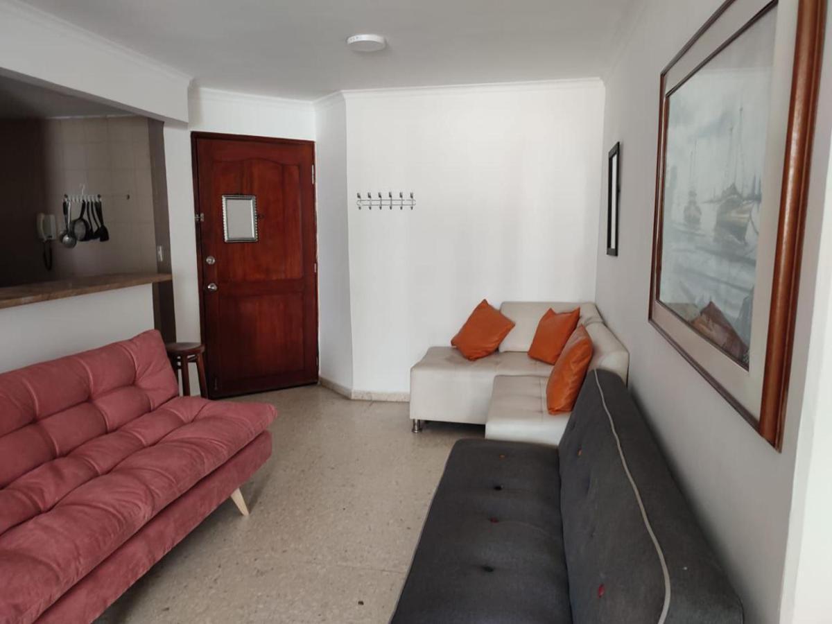 7 Apartamento Frente A La Playa Y Cerca Al Centro Historico