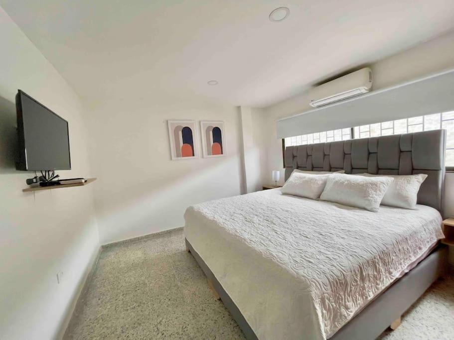 Casa De La Belleza, Unique 7 Bedroom Cartagena