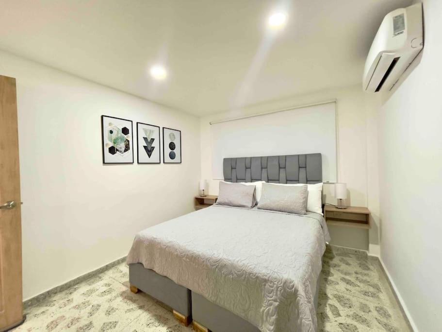 Casa De La Belleza, Unique 7 Bedroom * Cartagena