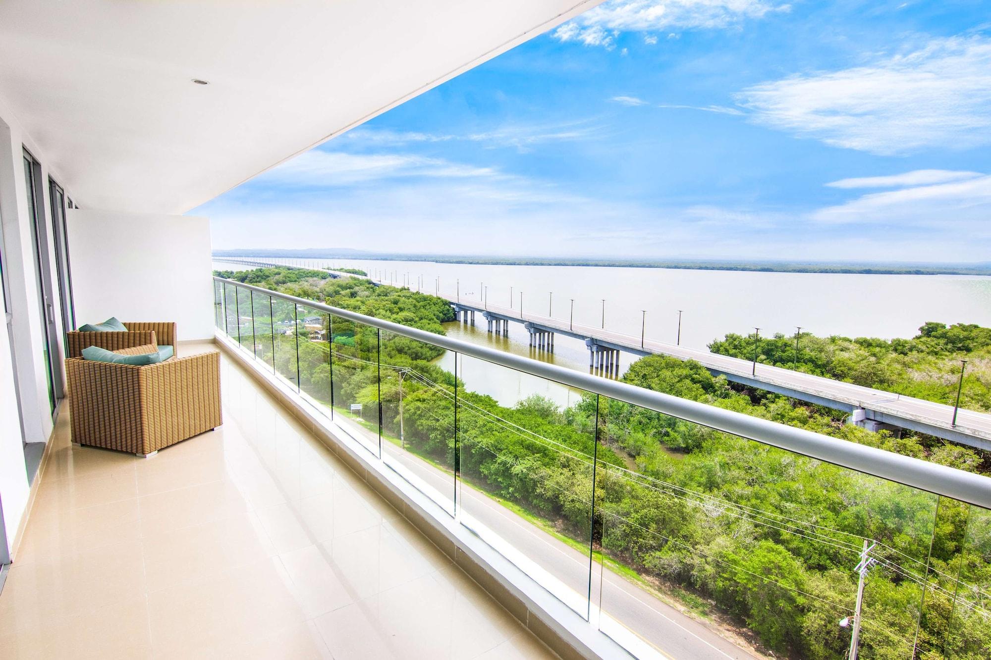 Sonesta Hotel 4*