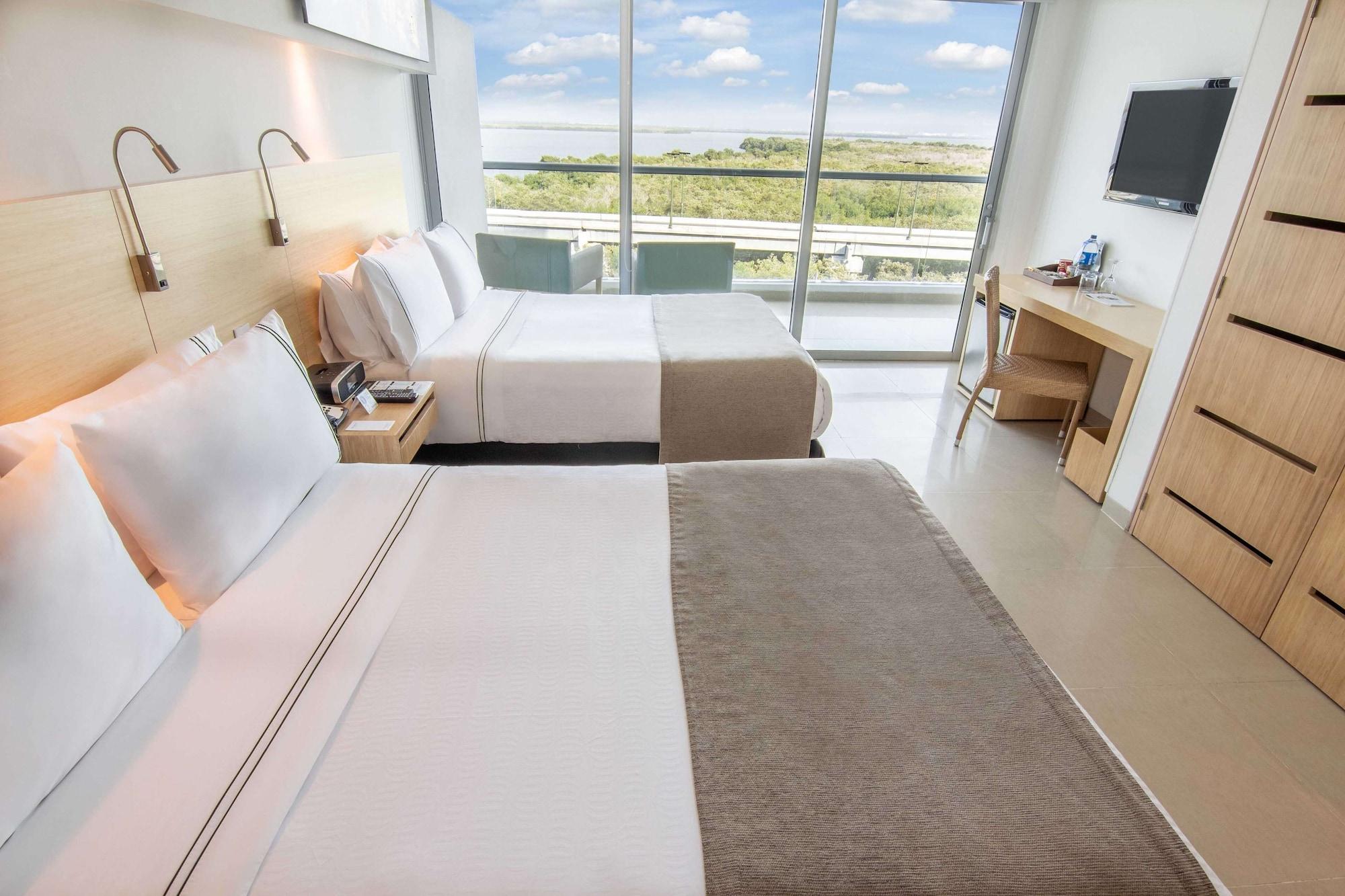 Sonesta Hotel