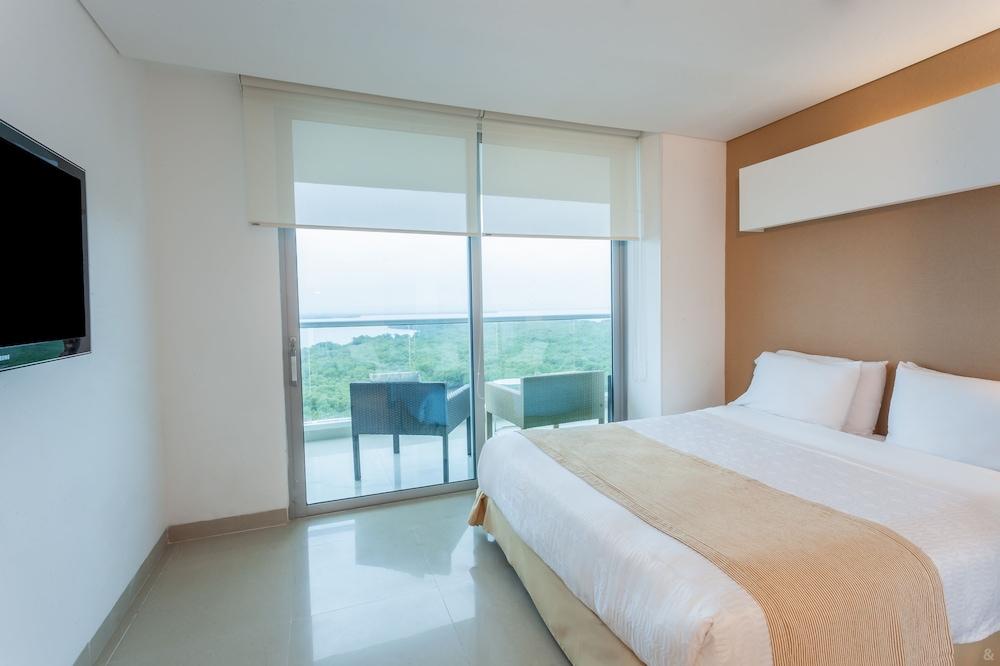 Sonesta Hotel 4*