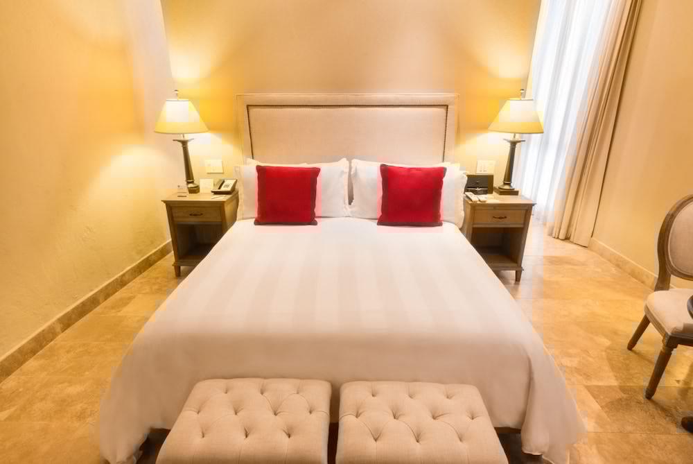 Bastión Luxury Hotel