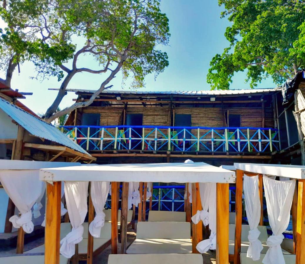 Oasisbluecartagena Hostel