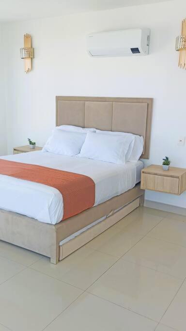 Nuevo! Hermoso Apto Frente A La Playa! Apartamento *