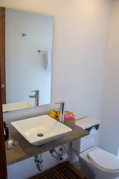 Apartamento Nuevo! Hermoso Apto Frente A La Playa! Cartagena
