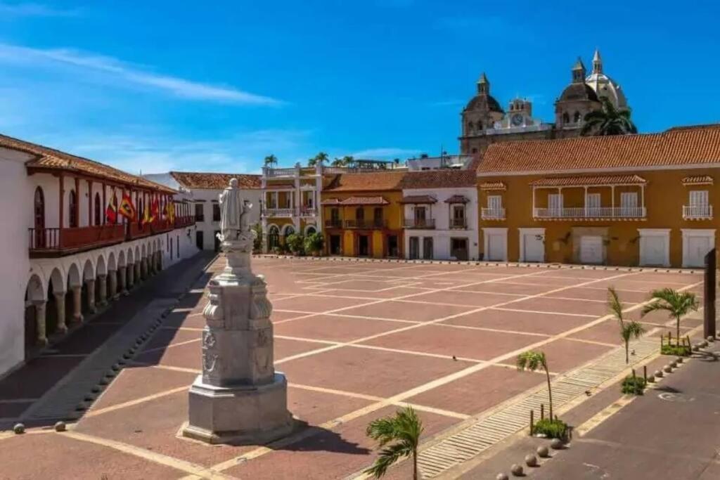 Nuevo! Hermoso Apto Frente A La Playa!