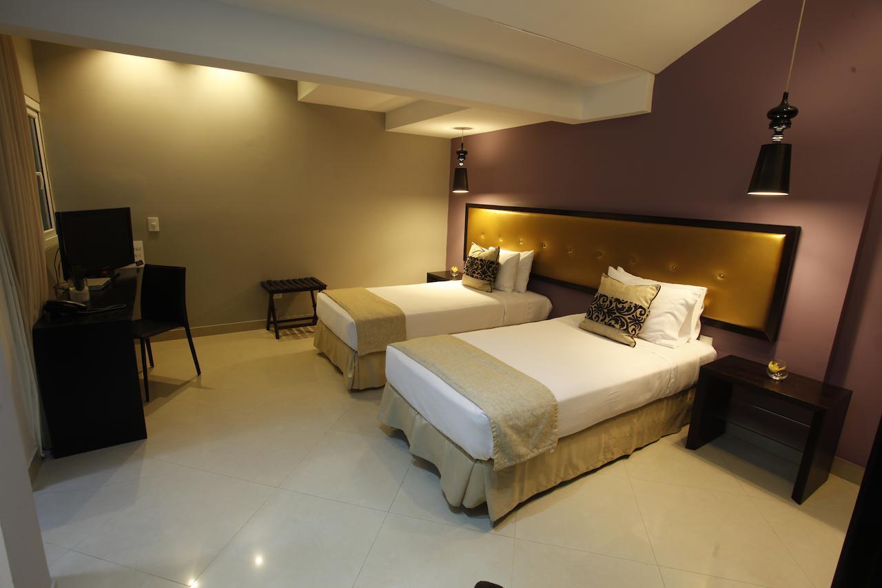Hotel Santa Cecilia 3*