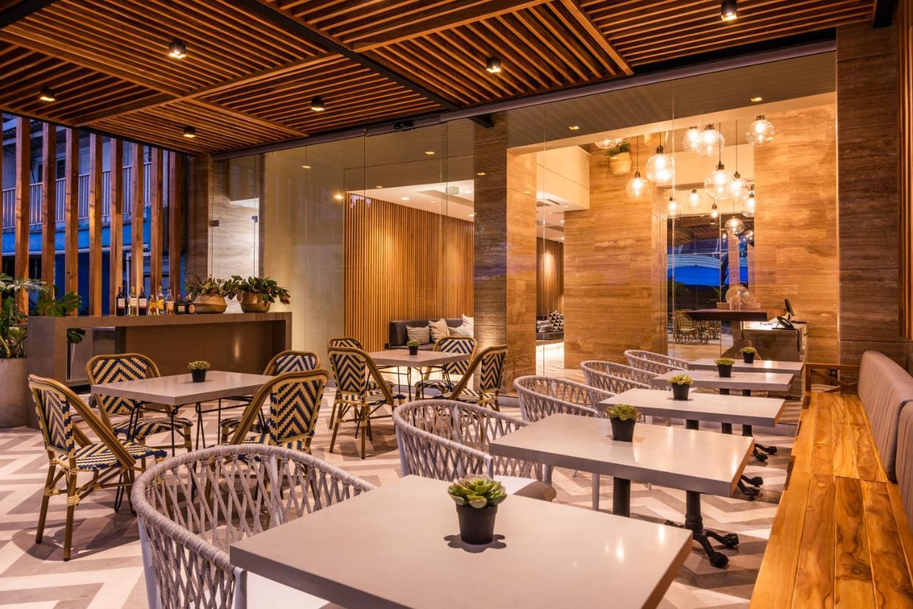 Hotel Oz Luxury 4*