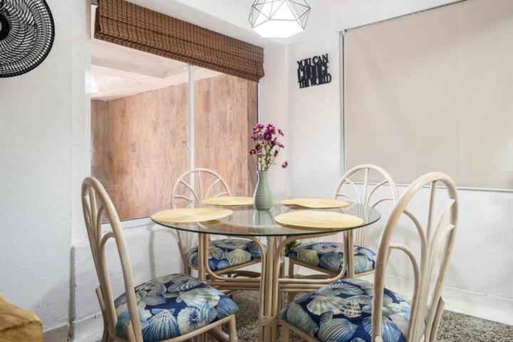 Frente Al Mar Homestay Cartagena