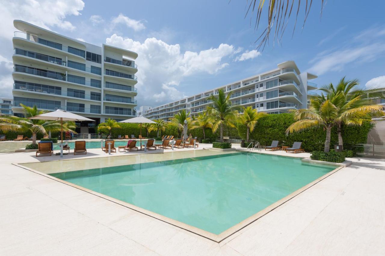 Lujoso Con Salida Directa A La Playa Edificio Morros Eco