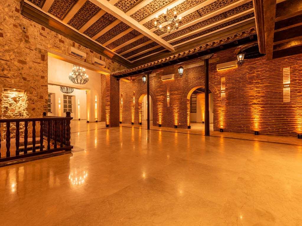 Capellan De Getsemani Hotel *