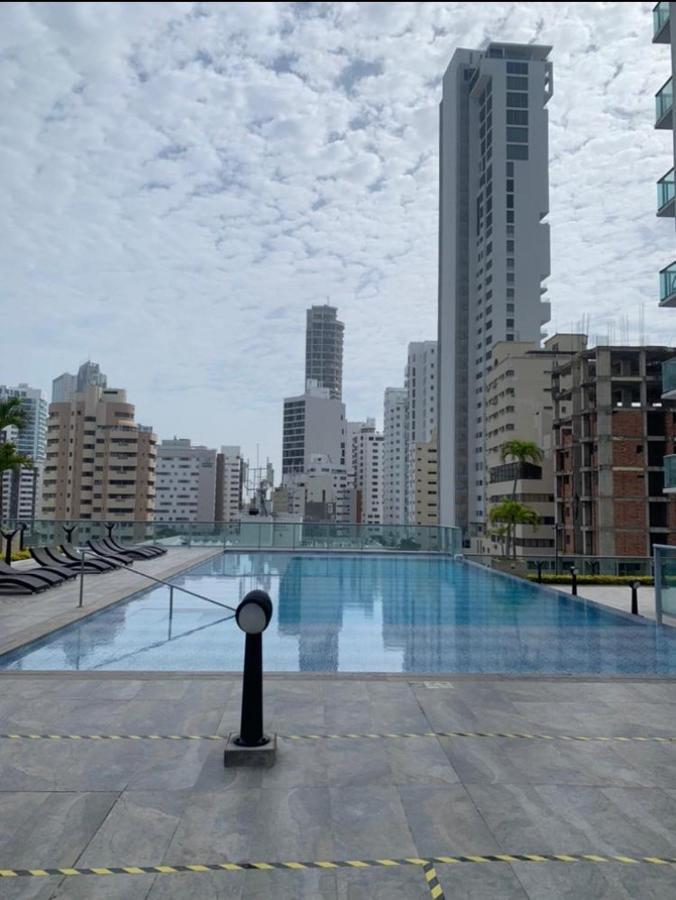 19th Floor Luxury Bay View Apartment *