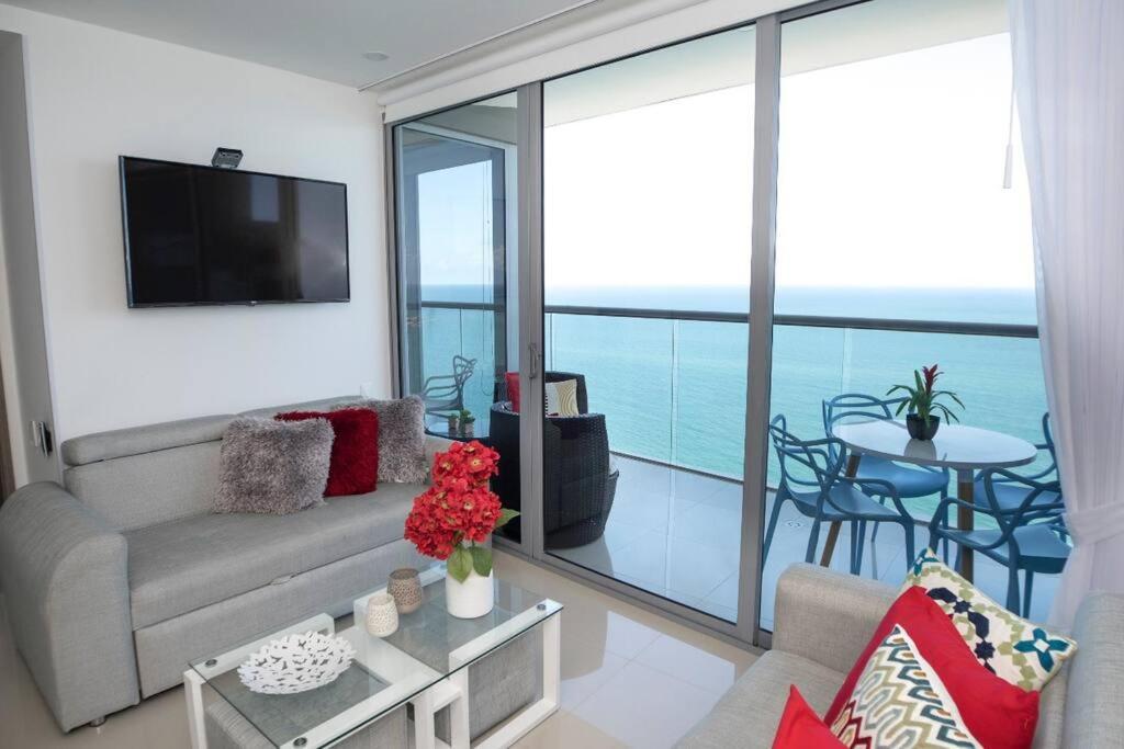 Beautiful . Incredible Ocean Views, Morros City Apartment