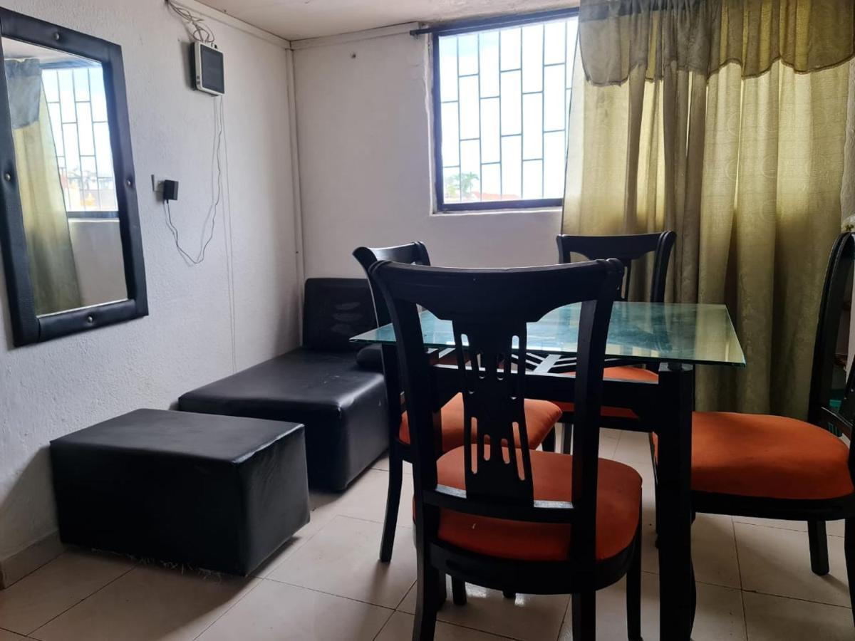 Edificio Mendez Apartment *