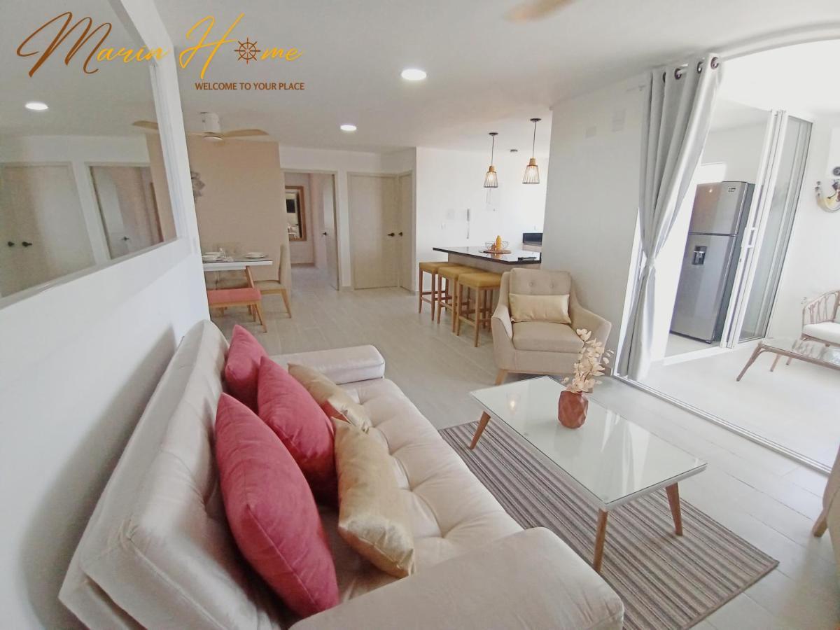 Elegant Ocean - Front 2br 6 Floor Apartment *