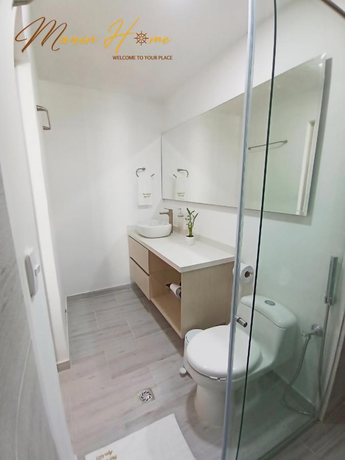 Elegant Ocean - Front 2br 6 Floor Apartment