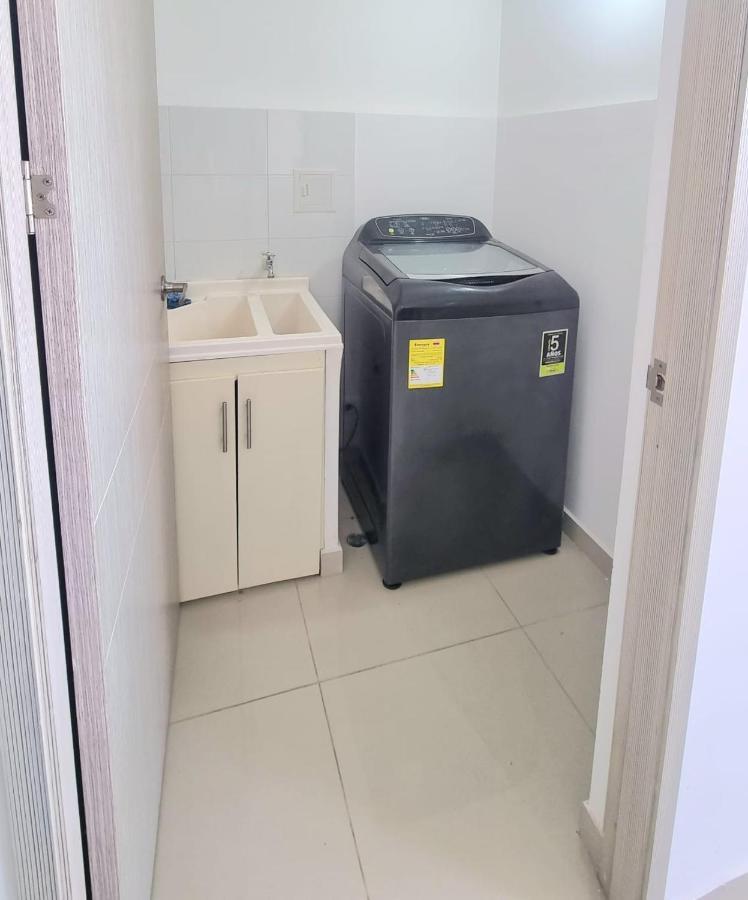 Amplio Y Residencial Piso 9