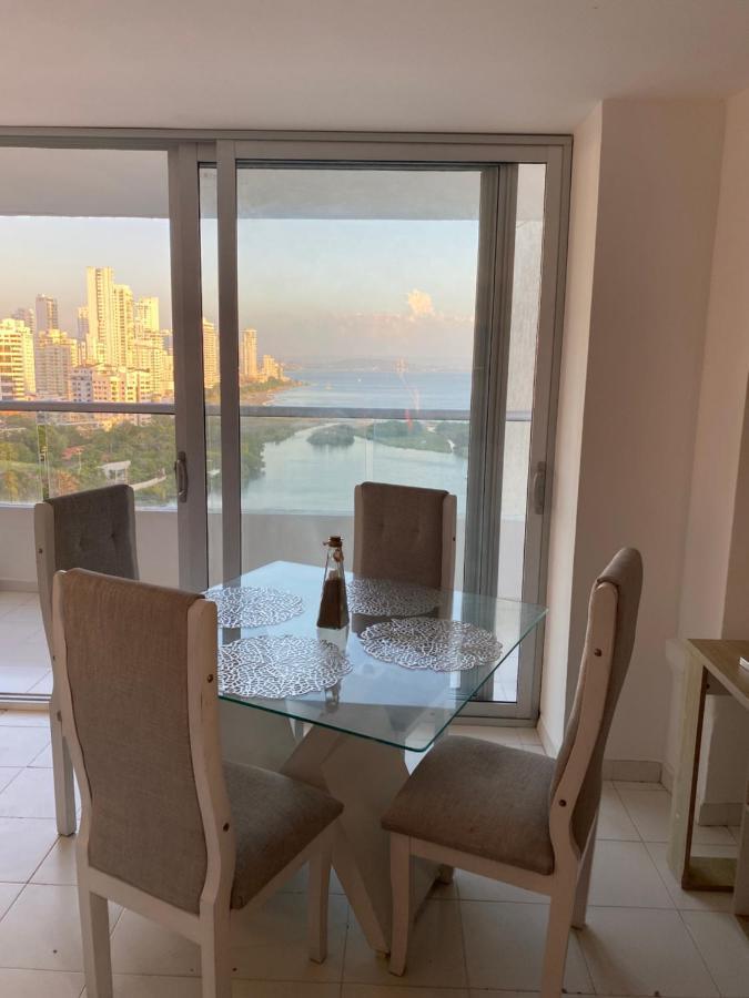 Apartamento Familiar Edificio Tres Carabelas * Cartagena