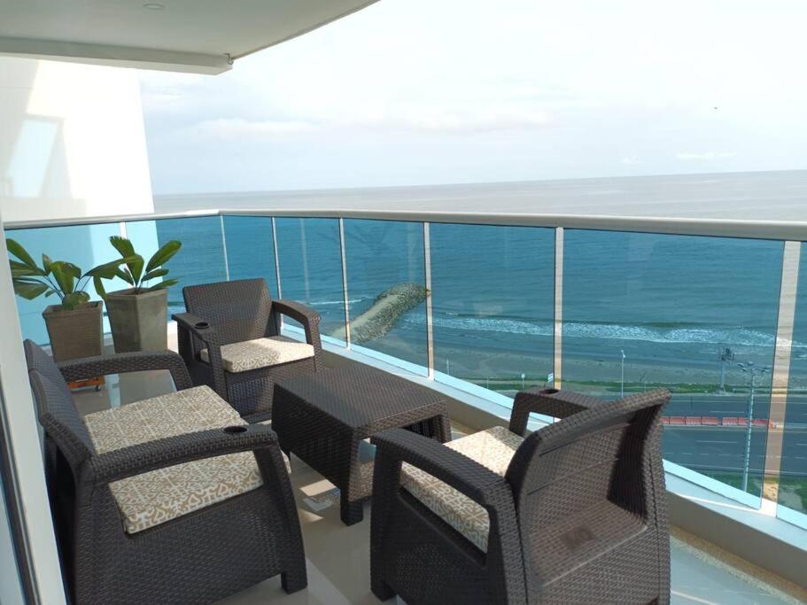 Beachfront Bliss, Your Ocean Escape * Cartagena