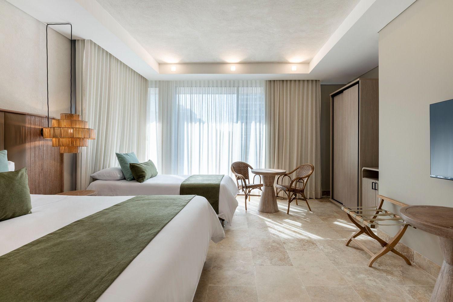 Hotel Oz 4*