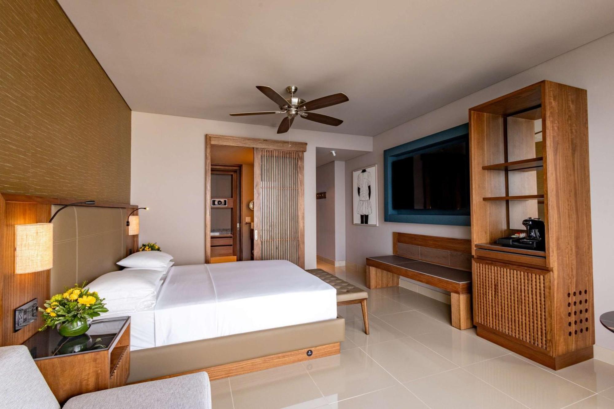 Hyatt Regency Hotel