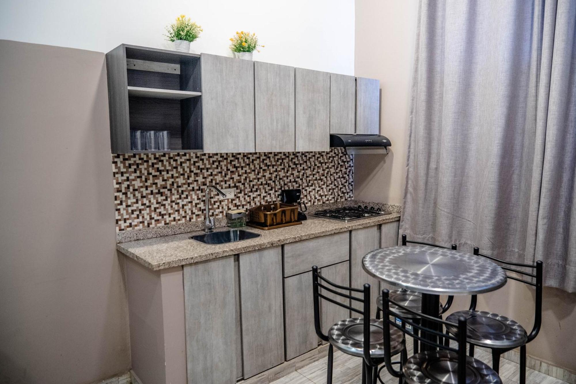Bahia 79 Apartasuites Cerca Al Centro Aparthotel Cartagena