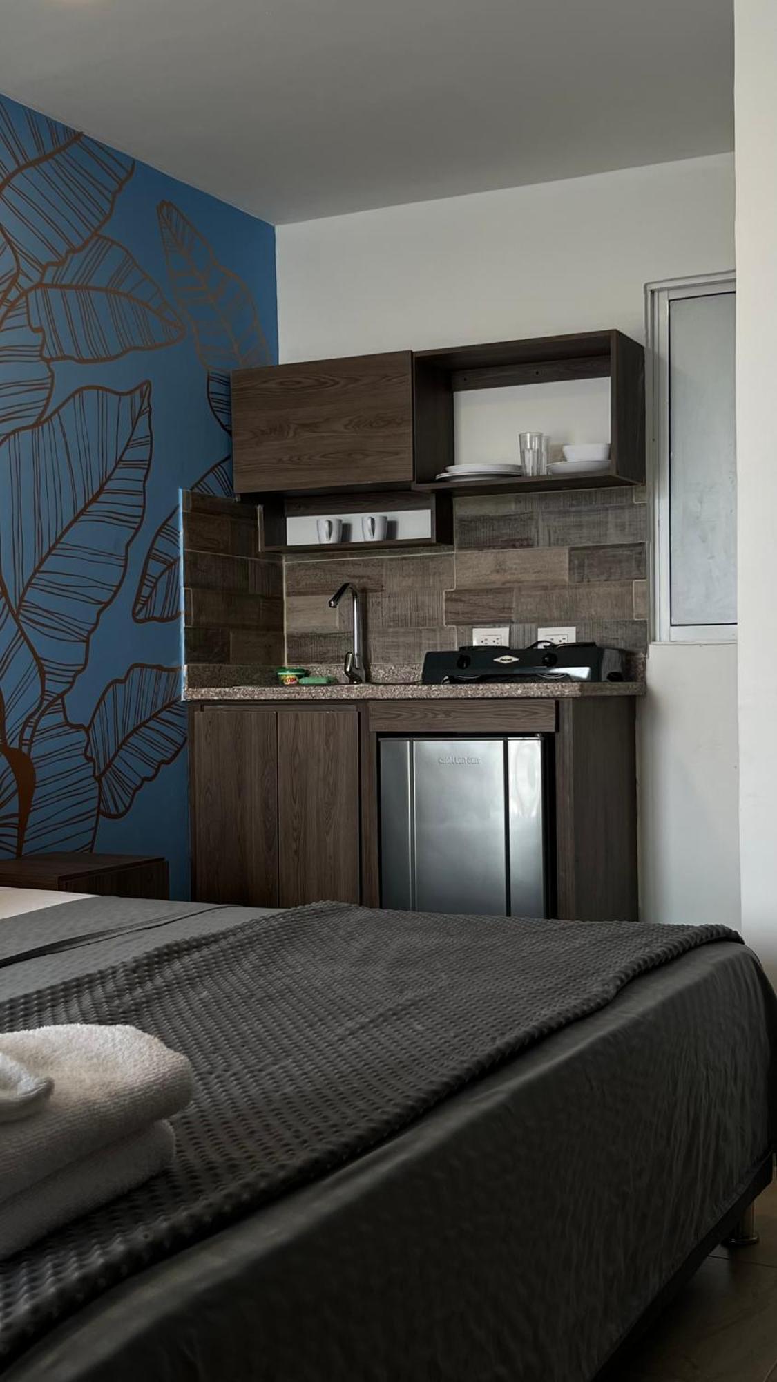 Bahia 79 Apartasuites Cerca Al Centro 3*