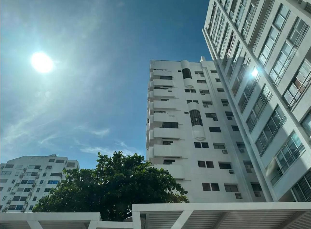 Amazing Ocean View With Pool In Laguito Apartment *