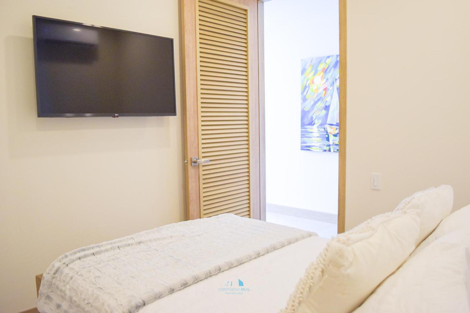 Vista Al Mar Lateral Panoramic View,spectacular Building,pools, Morros Zoe Ultimo Piso Apartamento *