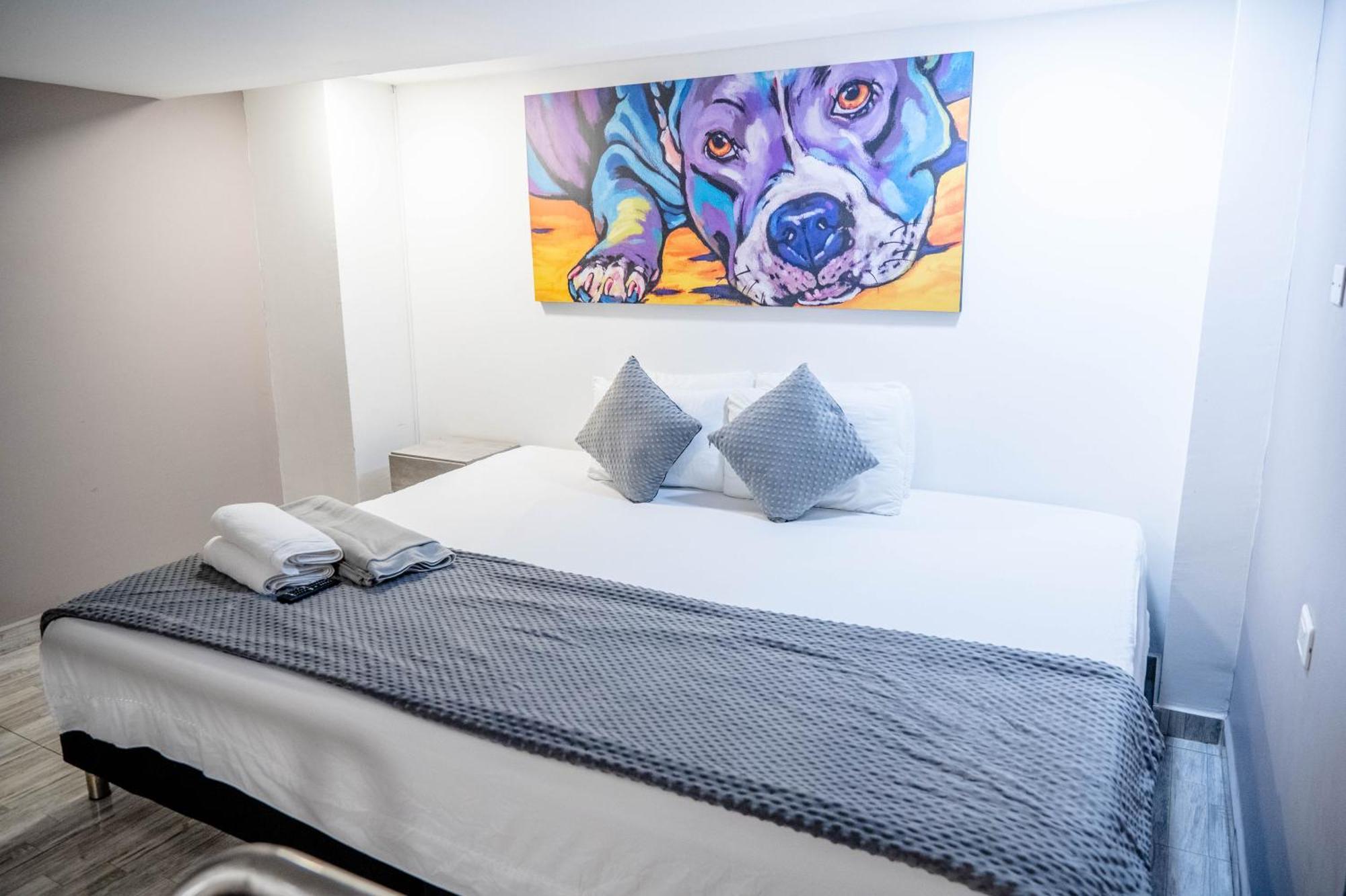 Bahia 79 Apartasuites Cerca Al Centro Aparthotel 3*