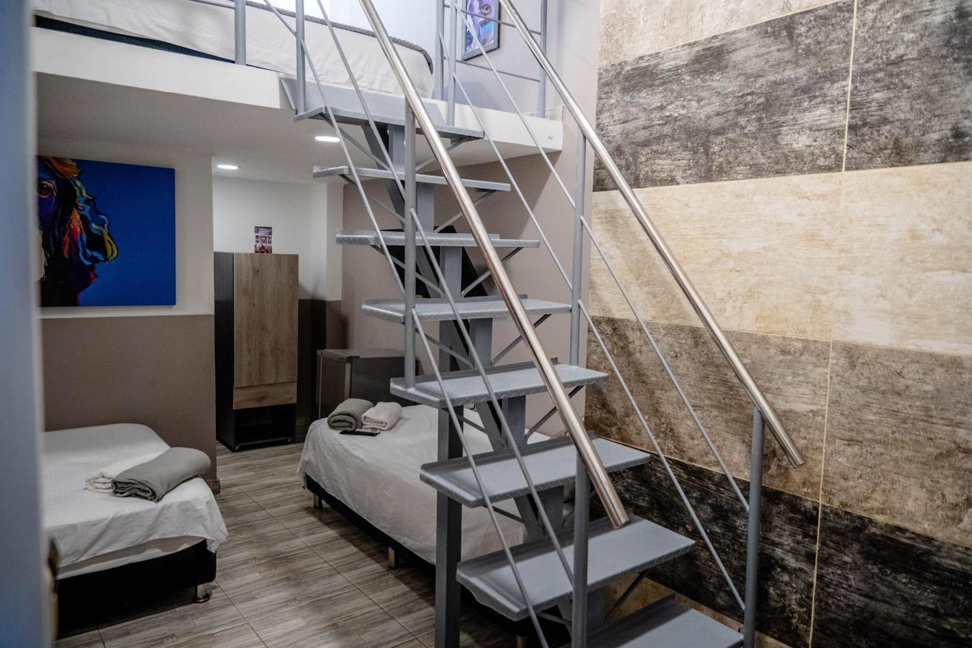 Aparthotel Bahia 79 Apartasuites Cerca Al Centro Cartagena