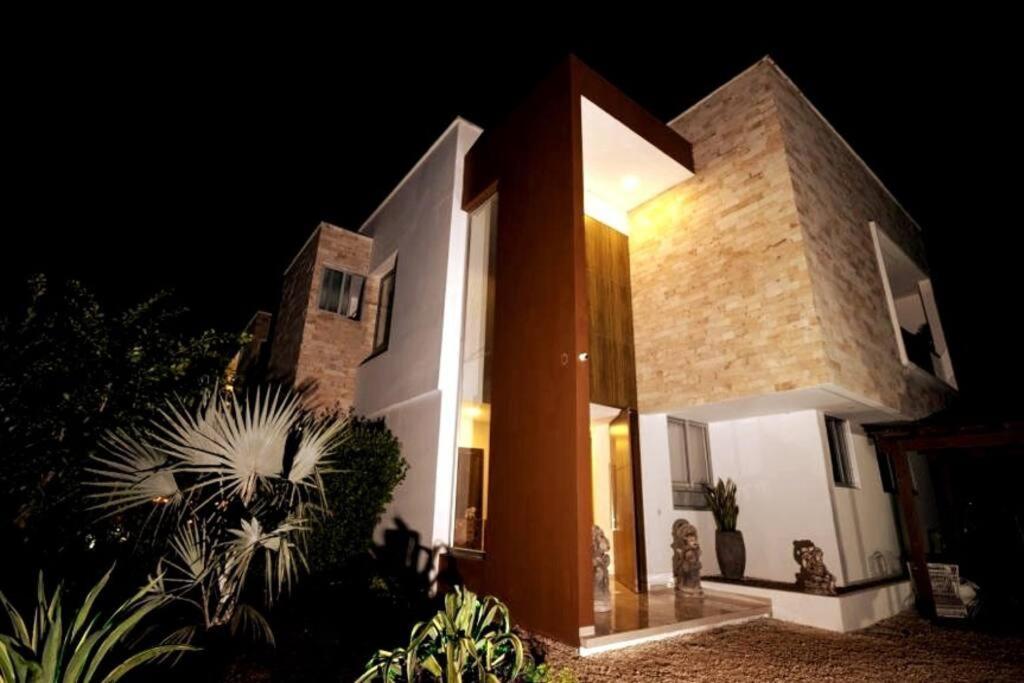 Casa Siam Playa Privada, Piscina, Jacuzzi, Sauna, Condominio Lujoso. Casa de férias *