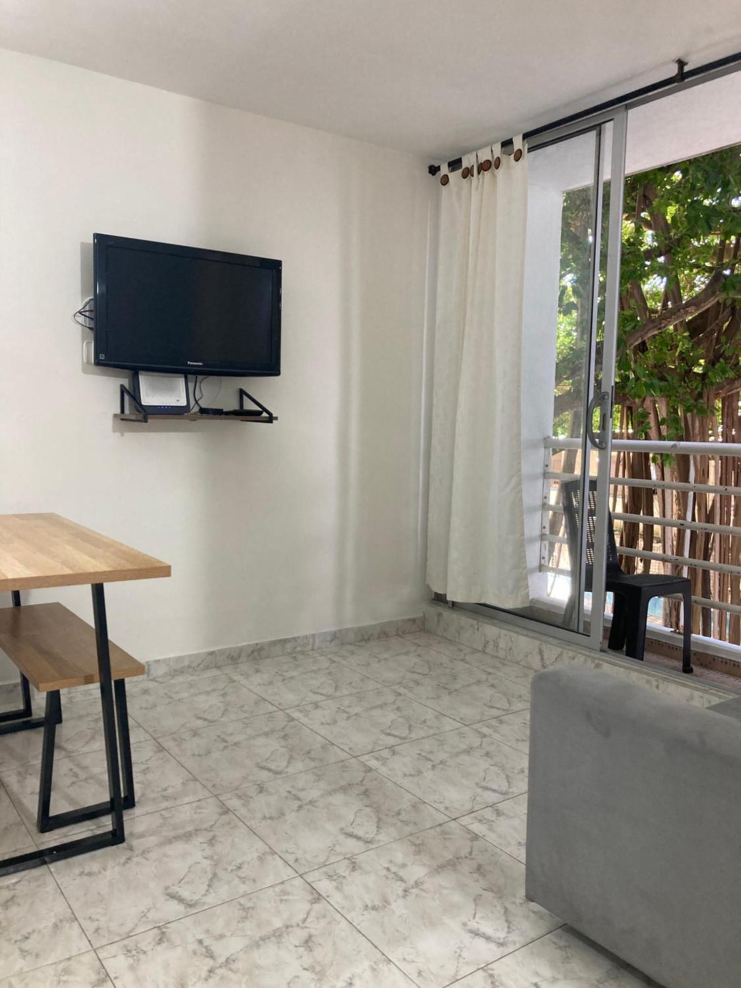 Apartamento Seis Personas En *