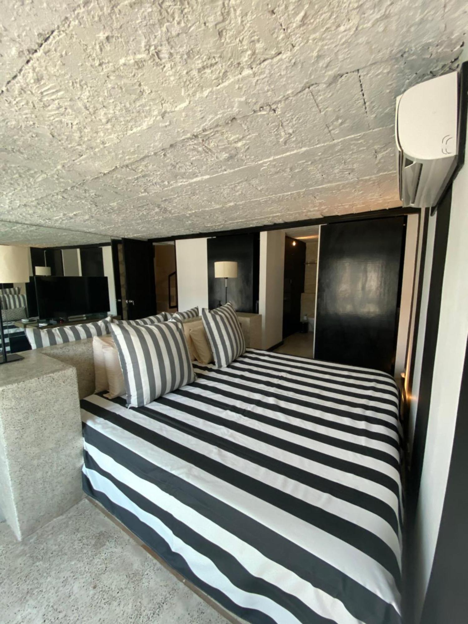 Apartamento Duplex Vista Al Mar Y Murallas Nuevo En La Ciudad Amurallada Cartagena