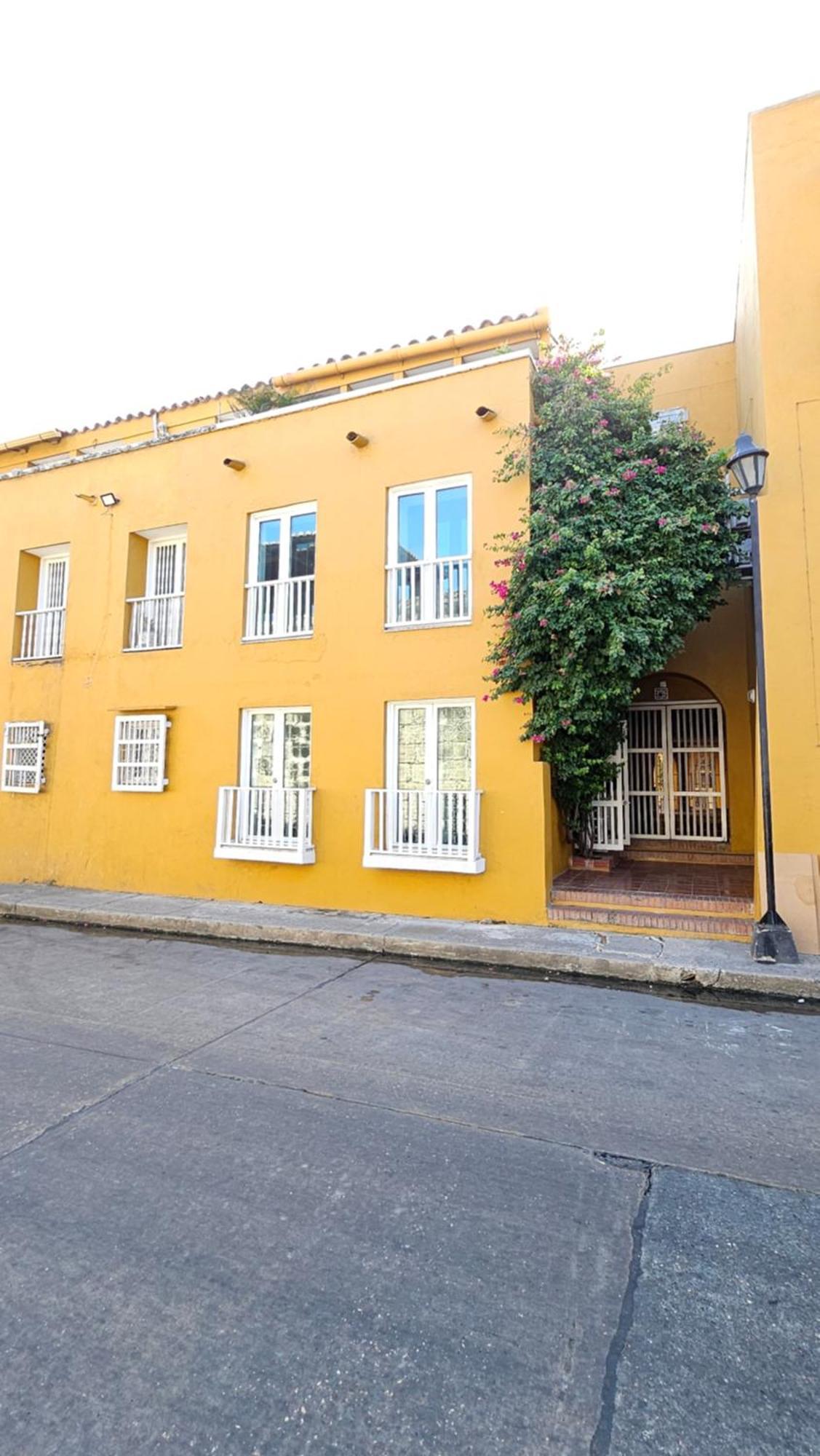Apartamento Duplex Vista Al Mar Y Murallas Nuevo En La Ciudad Amurallada Apartment *