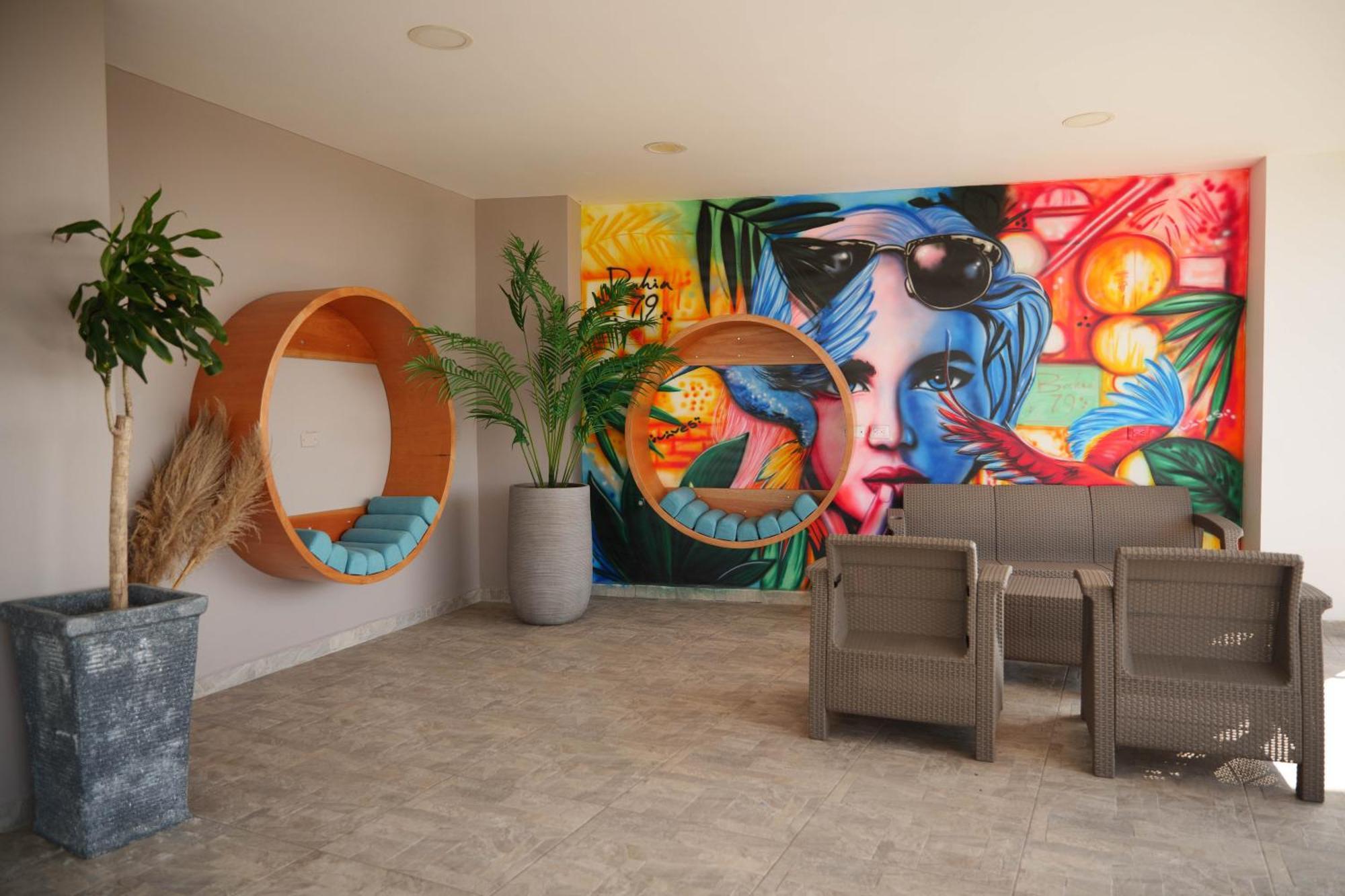 Bahia 79 Apartasuites Cerca Al Centro Aparthotel 3*