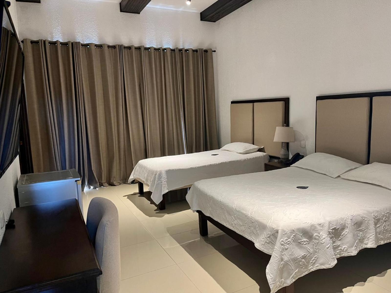 Dorado Plaza Centro Historico 3* Cartagena