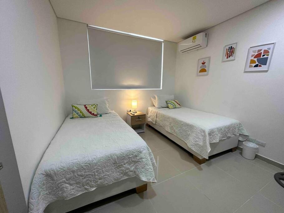 Apartment Moderno Y Amplio Cerca A La Playa!