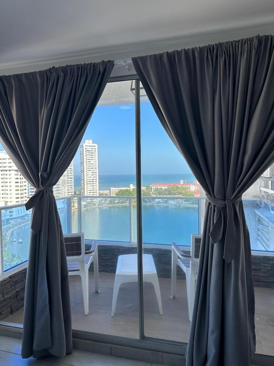 Hermoso Vista Al Mar El Laguito Apartamento Cartagena