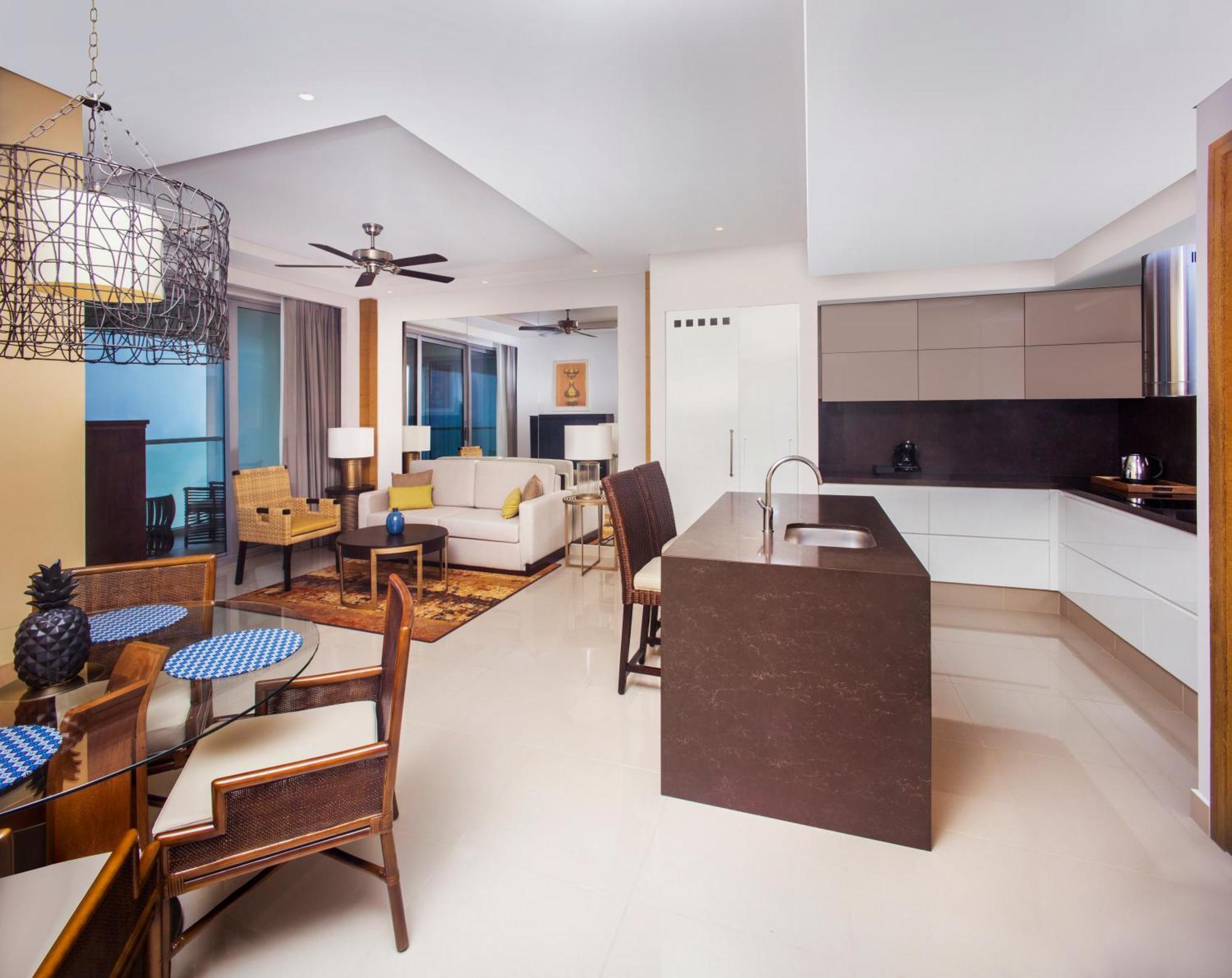 Hyatt Regency Hotel 5*